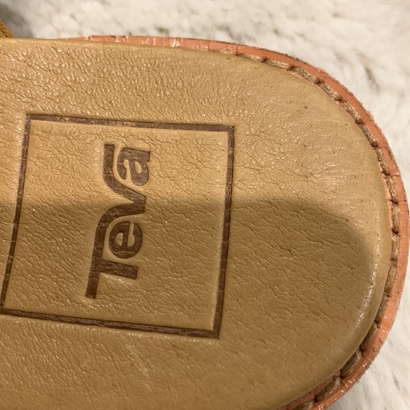 Teva women’s Encanta sandals - Picture 3 of 7